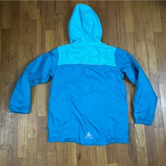 L.L. Bean Jacket - Picture 7 of 8